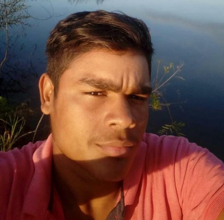 Photo of Queda de raio mata jovem trabalhador em Pontal do Araguaia