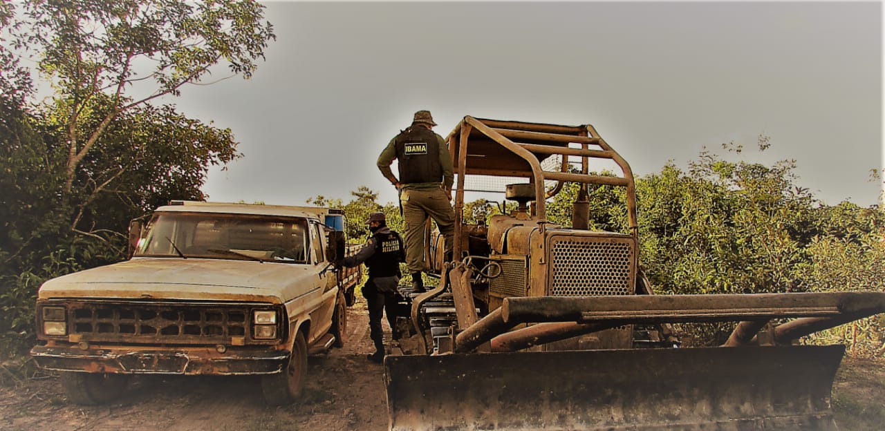 Photo of COCALINHO MT- Operação integrada PMMT/IBAMA fiscalizam desmatamento na região