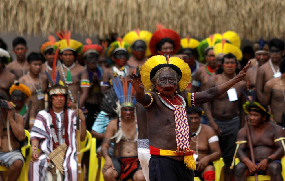 Photo of Cacique Raoni líder indígena, tem quadro de saúde estável após ser internado com hemorragia digestiva em MT