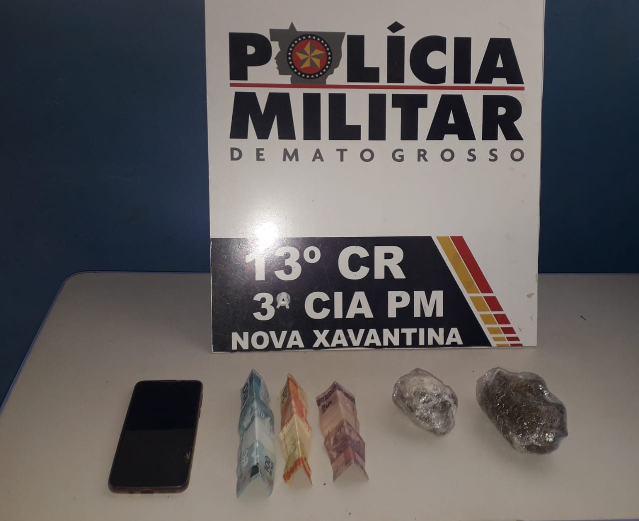 Photo of Nova Xavantina- PM flagra jovem traficando drogas em veículo