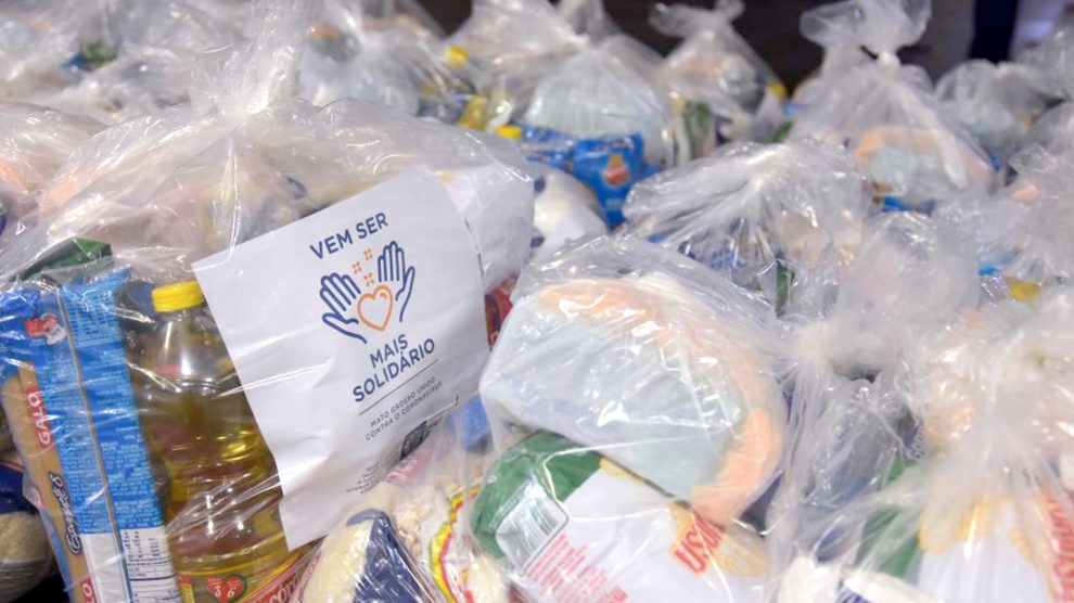 Photo of 500 cestas básicas entregues em Querência  pelo Governo de MT