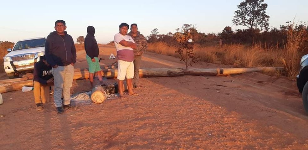 Photo of MT- Indígena morre em acidente e aldeia bloqueia rodovia em protesto