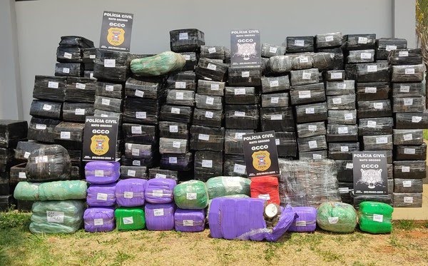 Photo of MT- Polícia apreende 5 toneladas de maconha escondidas em carga de tutano
