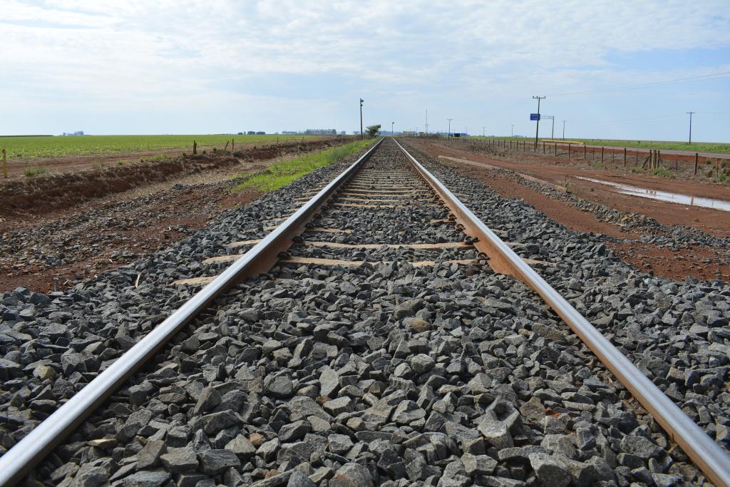 Photo of Empresa recebe autorização para construir ferrovia ligando Água Boa a Lucas do Rio Verde