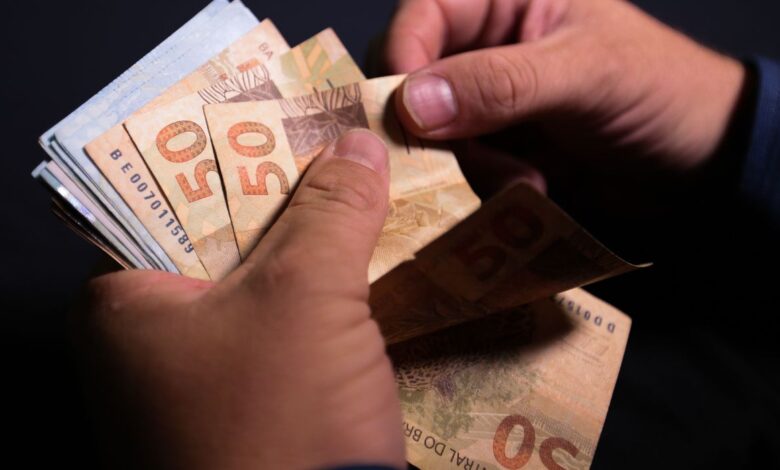 Photo of Abono salarial tem R$ 208,5 milhões que ainda não foram sacados