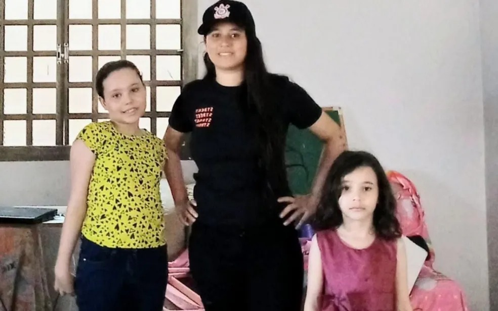 Photo of GO- Mãe confessa que envenenou, afogou e esfaqueou filhas encontradas mortas em Edéia, diz polícia