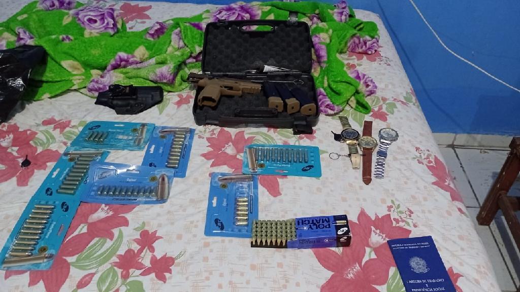 Photo of Polícia Civil apreende drogas, arma e munições durante cumprimento de buscas para apurar furto em Araguaiana