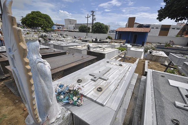 Photo of Brasileiro vai pagar imposto até na morte: STF libera cobrança de ISS em cemitérios