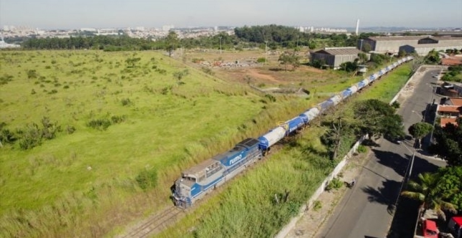 Photo of Transporte de etanol de milho via ferrovia pode impulsionar fornecimento do biocombustível
