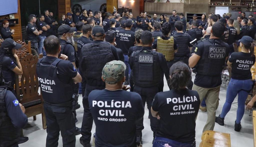 Photo of Governo nomeia 315 candidatos aprovados em concurso da Polícia Judiciária Civil