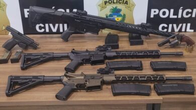 Photo of Polícia Civil apreende fuzis, munições e pistolas em fazendas de investigado por violência doméstica e sexual