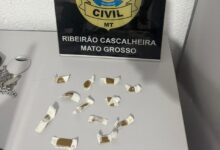 Photo of COMBATE AO TRÁFICO: Traficante flagrado com porções de haxixe ice é preso pela Polícia Civil em Ribeirão Cascalheira