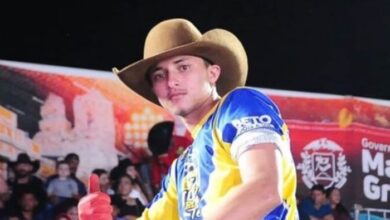 Photo of Cena inusitada transforma salva-vidas em estrela de rodeio em Mato Grosso