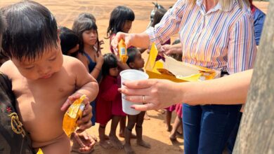 Photo of Crianças indígenas recebem visita especial da Primeira-Dama no Dia das Crianças