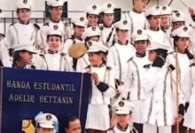 Photo of Filhos de Adelir Bettanin prestam homenagem emocionante à Banda Municipal que leva o nome do pai