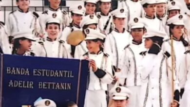 Photo of Filhos de Adelir Bettanin prestam homenagem emocionante à Banda Municipal que leva o nome do pai