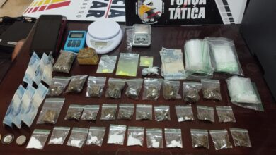 Photo of Força Tática prende dois indivíduos por tráfico de drogas durante patrulhamento em Água Boa