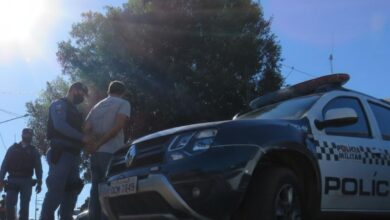Photo of Caminhoneiro é preso após ameaçar funcionária com faca em empresa na zona rural de Querência