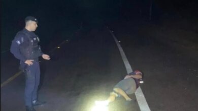 Photo of Homem é socorrido pela PM após ser encontrado deitado na MT-110 em situação de risco