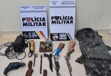 Photo of Polícia Militar averigua denúncia de agressão doméstica e apreende armas artesanais em Água Boa