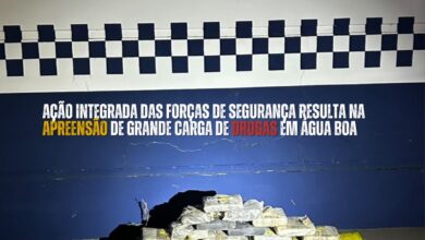Photo of Operação integrada apreende 23 pacotes de skank e prende suspeito por tráfico em Água Boa